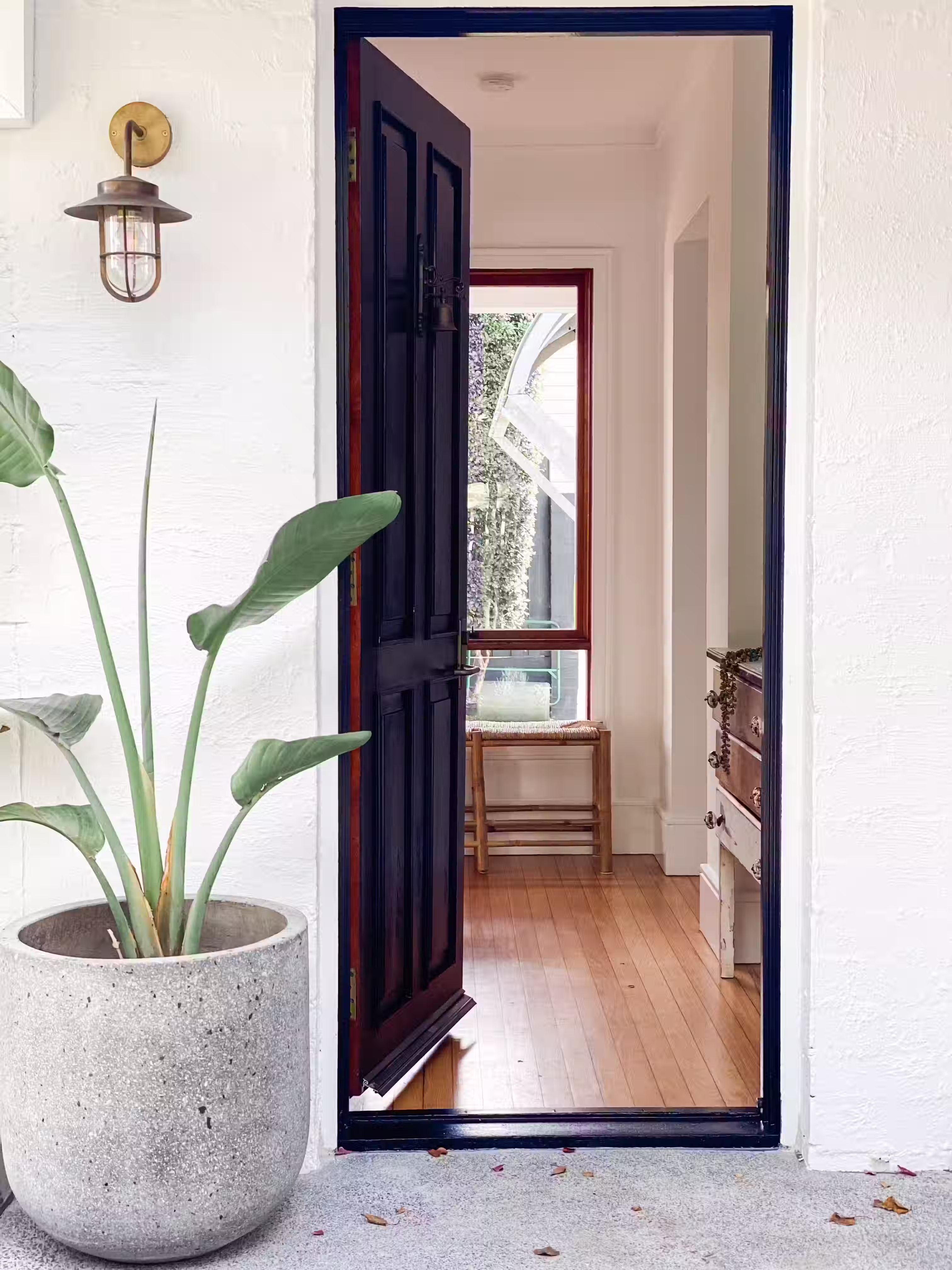 Hendra gallery image